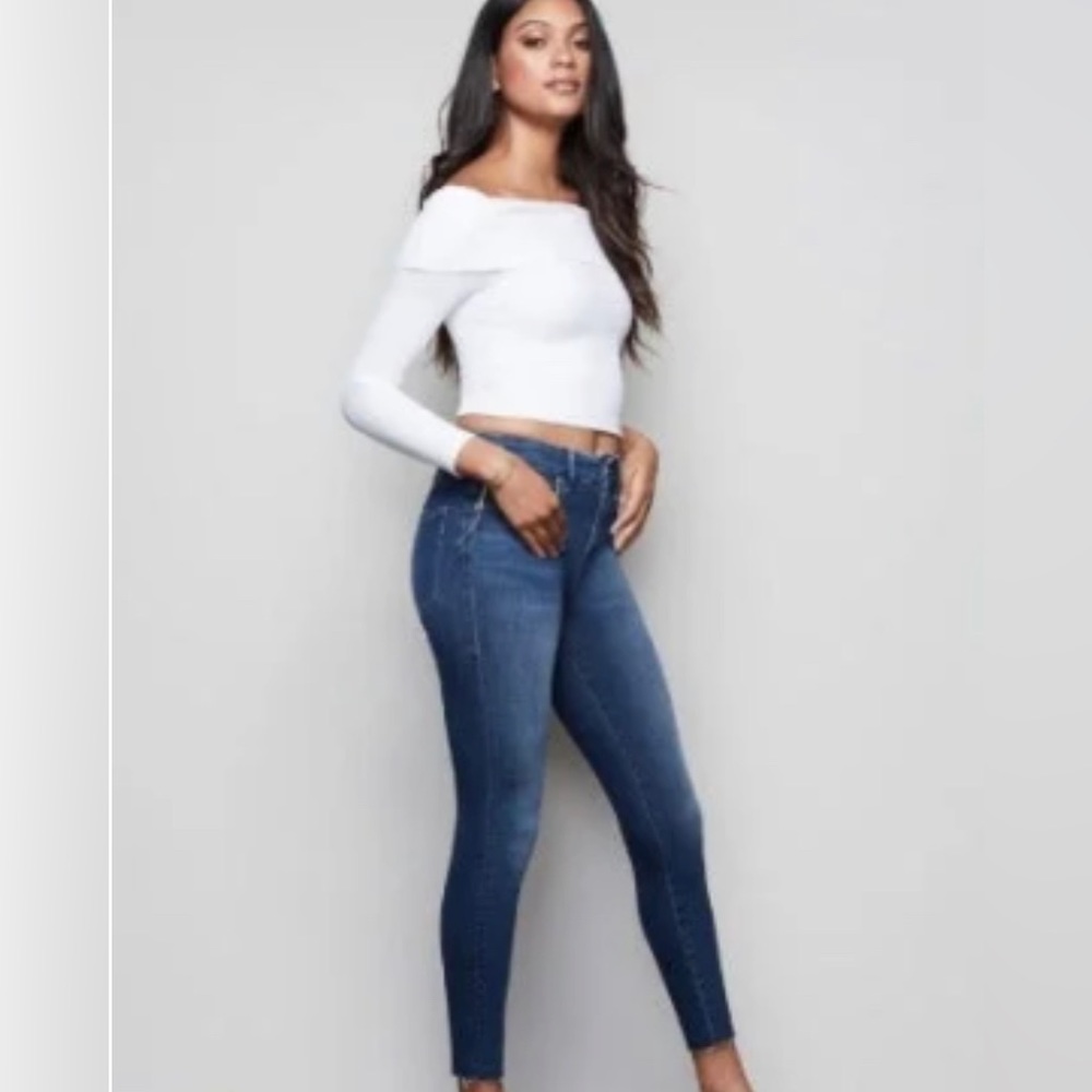 GOOD AMERICAN GOOD WAIST CROP RAW EDGE IN BLUE 331